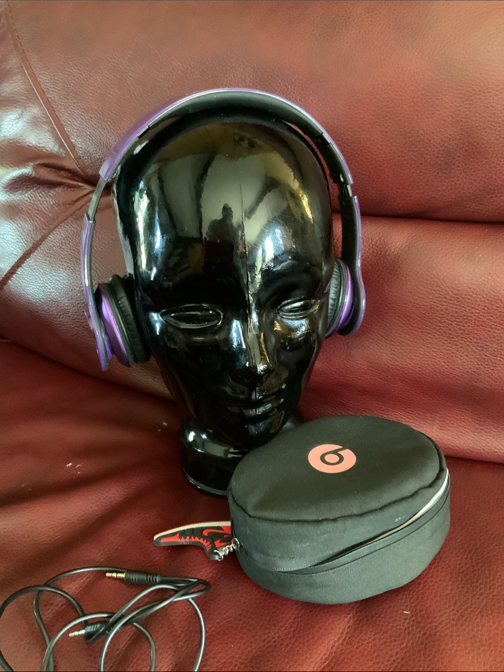 Purple Beats by Dr Dre headphones wired not Bluetooth. Comes with original bag.